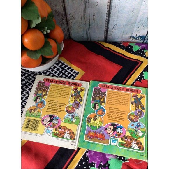 Vintage Bundle of 2 Raggedy Ann Story Books 1974/1971 🐇 - Picture 2 of 11